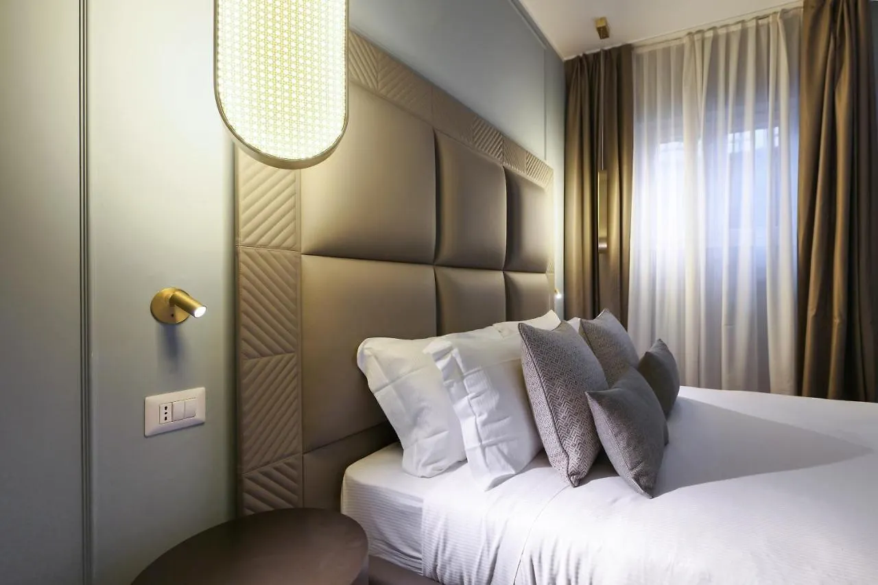 Prestige Boutique Aparthotel - Piazza Duomo View Milan 0*,  Italy