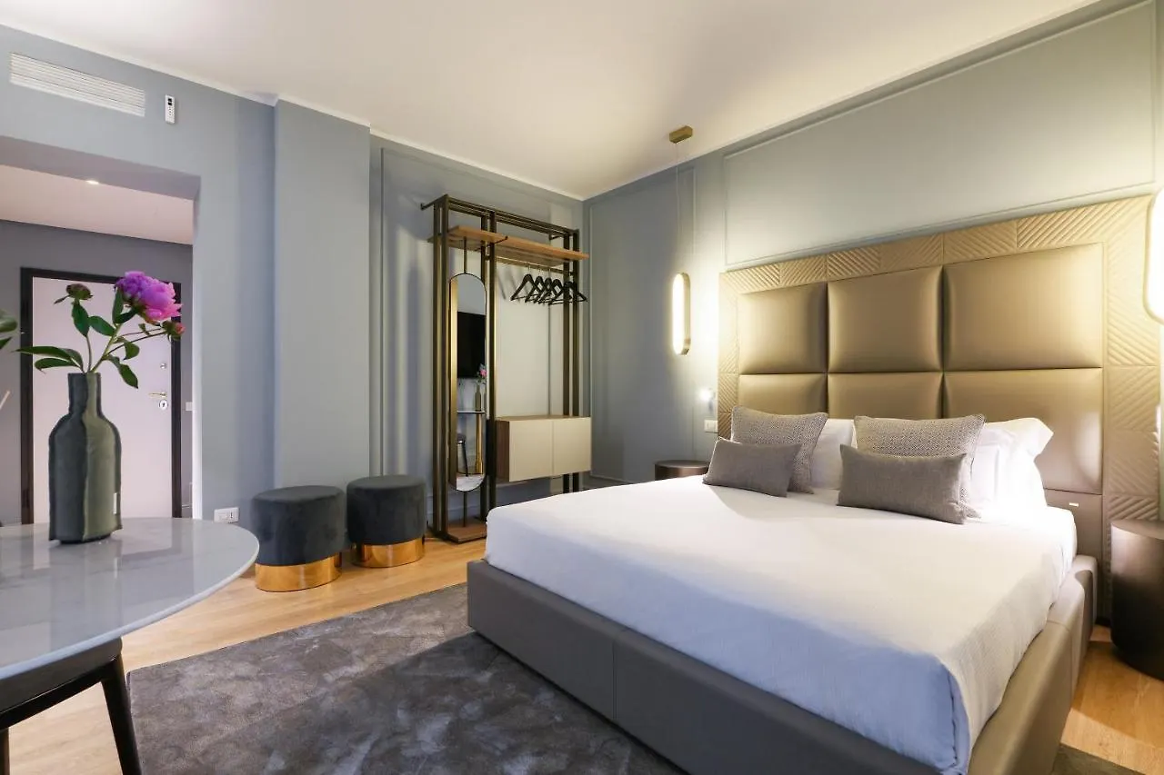 Apartment Prestige Boutique Aparthotel - Piazza Duomo View Milan