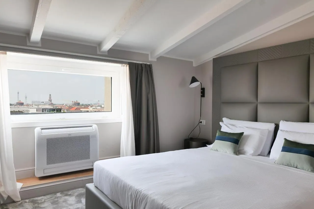 Prestige Boutique Aparthotel - Piazza Duomo View Milan 0*,  Italy