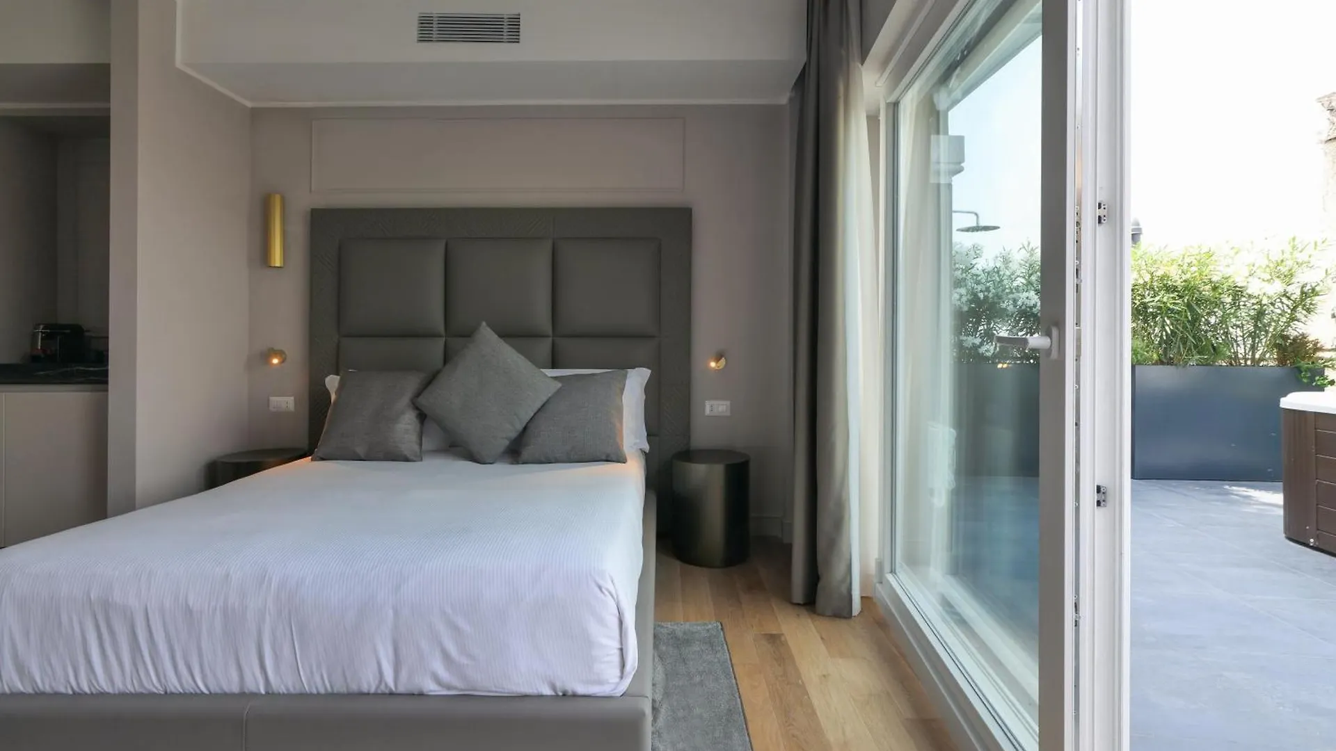 Apartment Prestige Boutique Aparthotel - Piazza Duomo View Milan